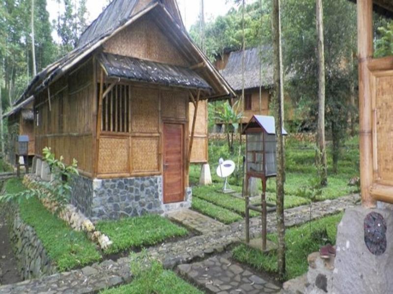 Villa Kampung Karuhun Sutan Raja 万隆 外观 照片